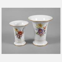 Meissen zwei Trompetenvasen "Blumenbukett"111