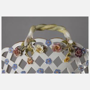 Meissen großer Henkelkorb mit Vergissmeinnichtblüten