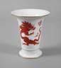 Meissen Trompetenvase "Roter Mingdrache"