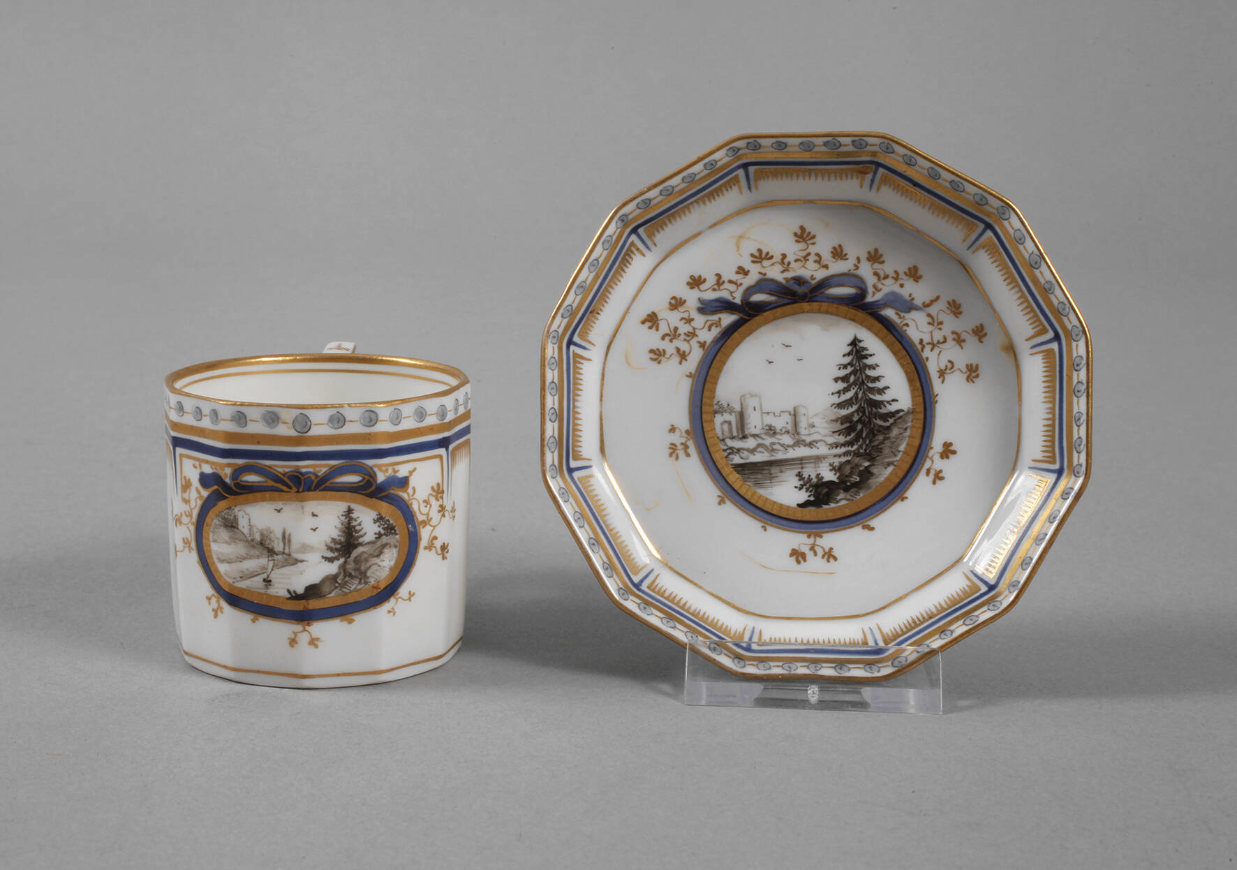 Nymphenburg Mokkatasse "Perl"