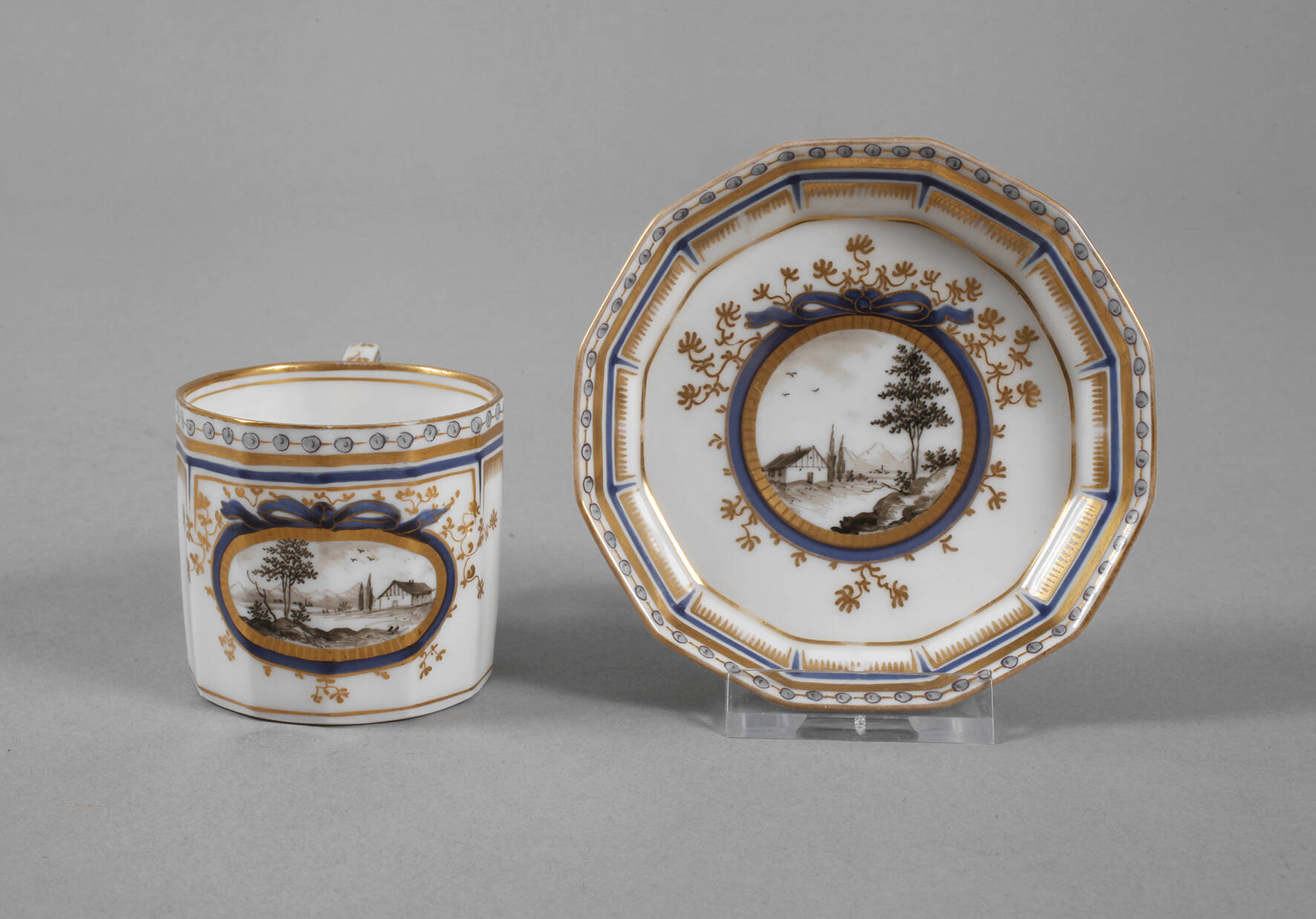 Nymphenburg Mokkatasse "Perl"