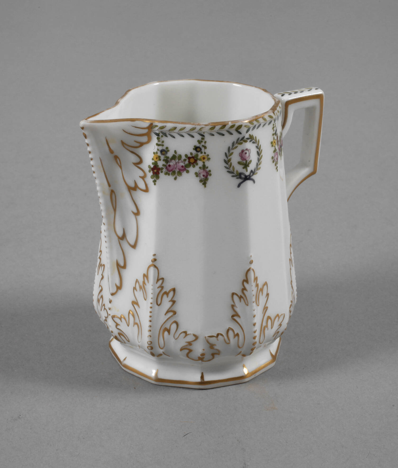 Nymphenburg Sahnegießer "Perl"