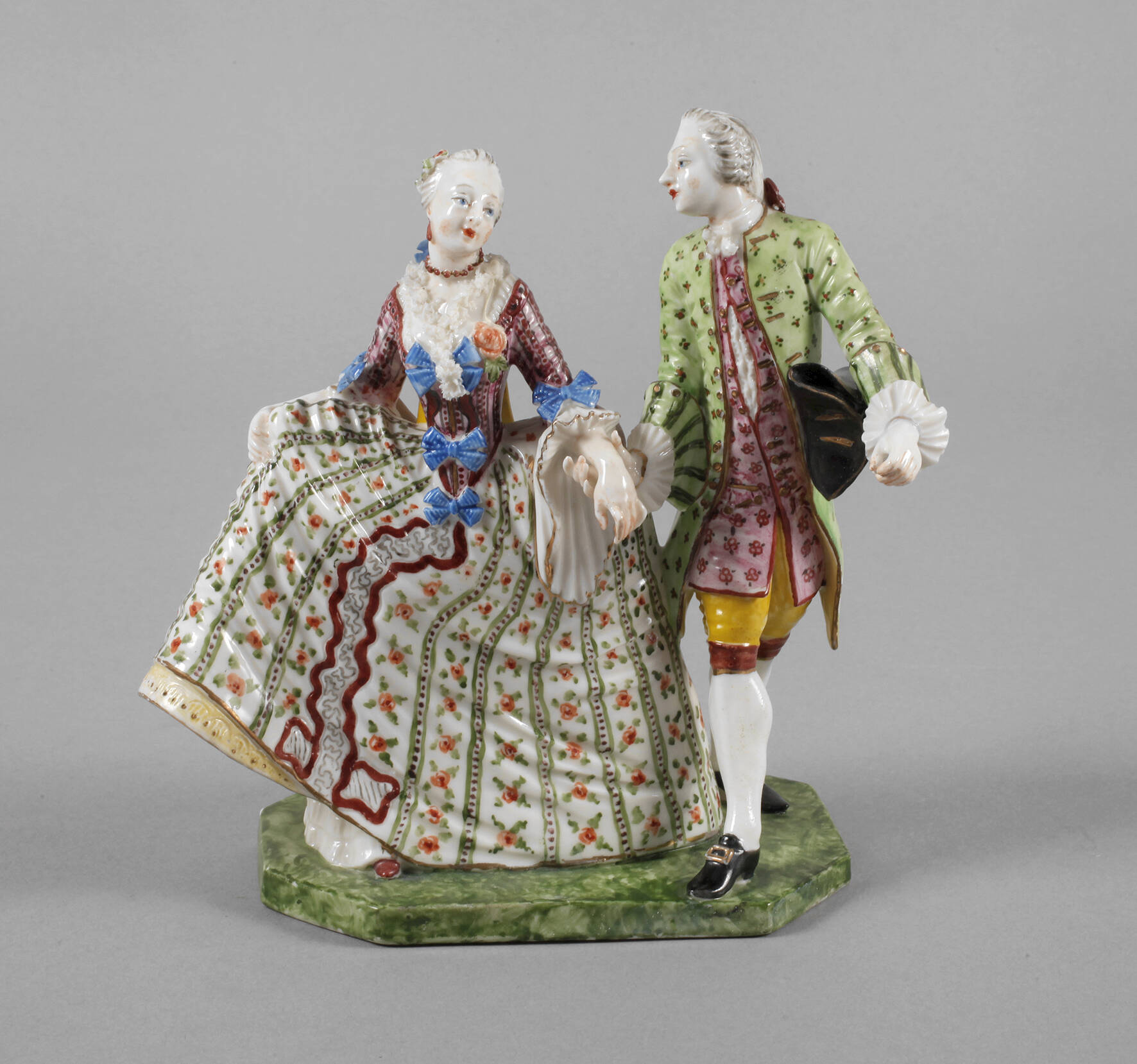 Nymphenburg "Menuettpaar"