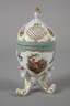 Thüringen kleines Potpourrigefäß mit Watteauszenen