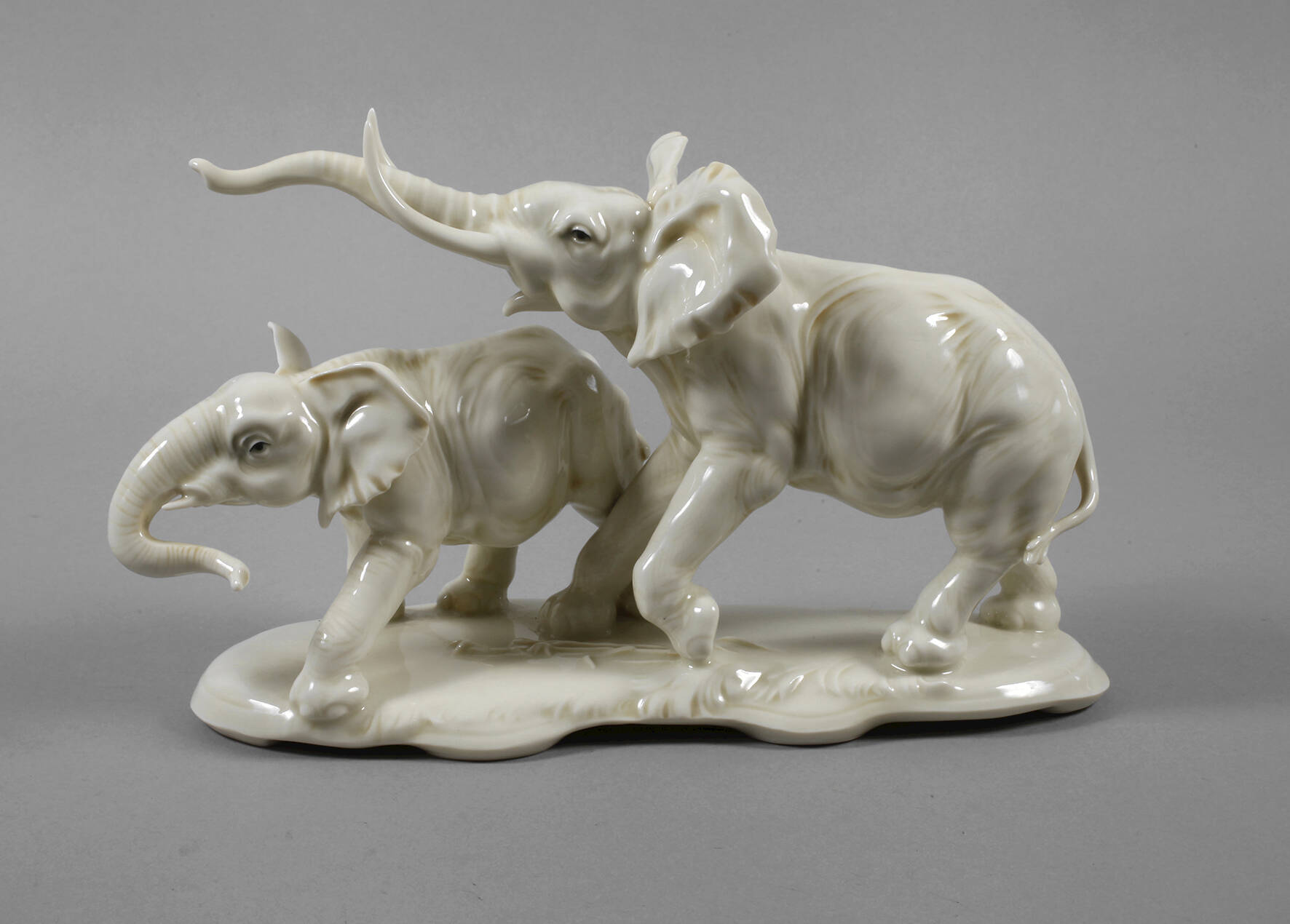 Volkstedt Elefantengruppe