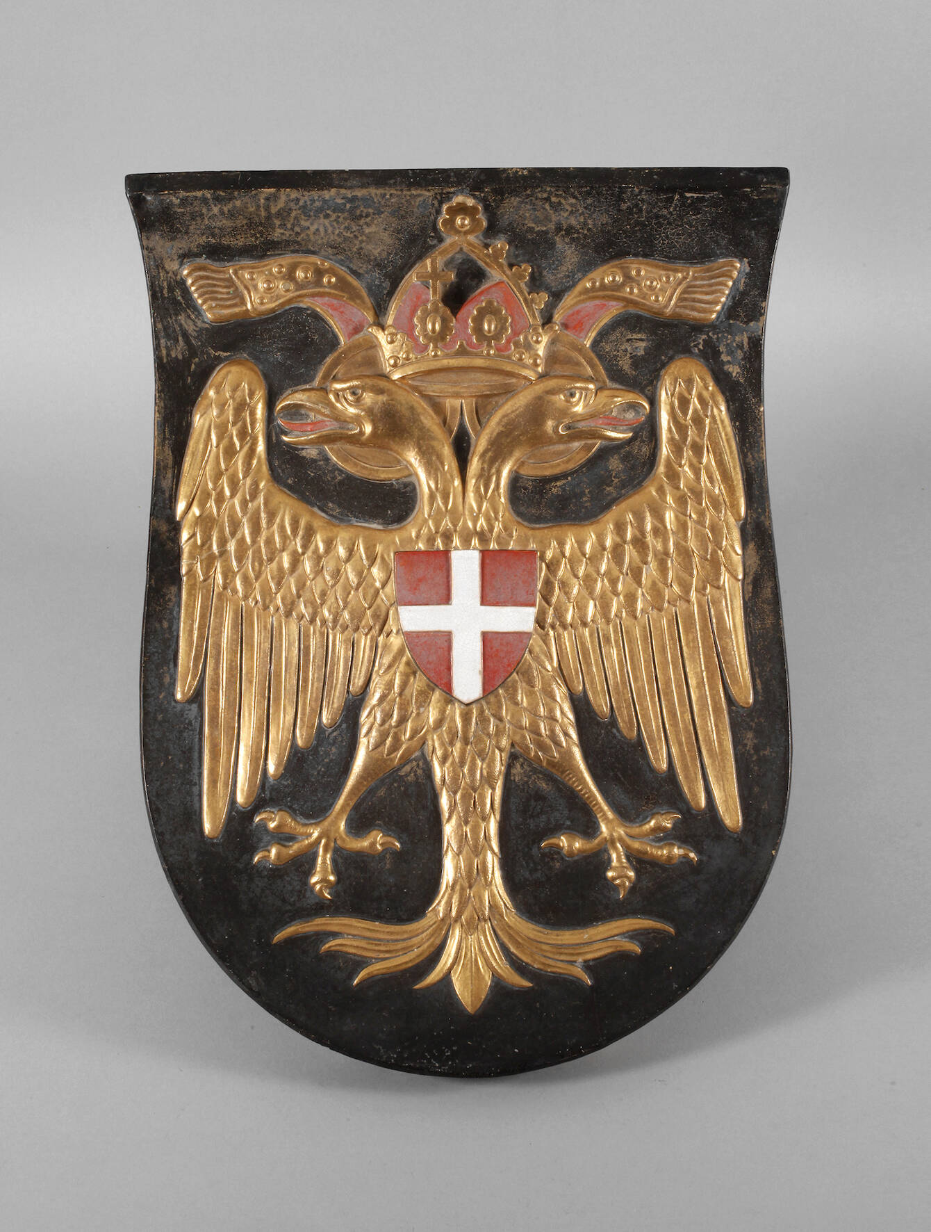 Zsolnay große Wappentafel Wien