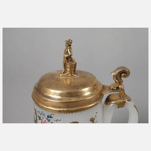 Alabasterkrug eines Feuerwehrmanns