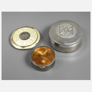 Drei Pillendosen Silber
