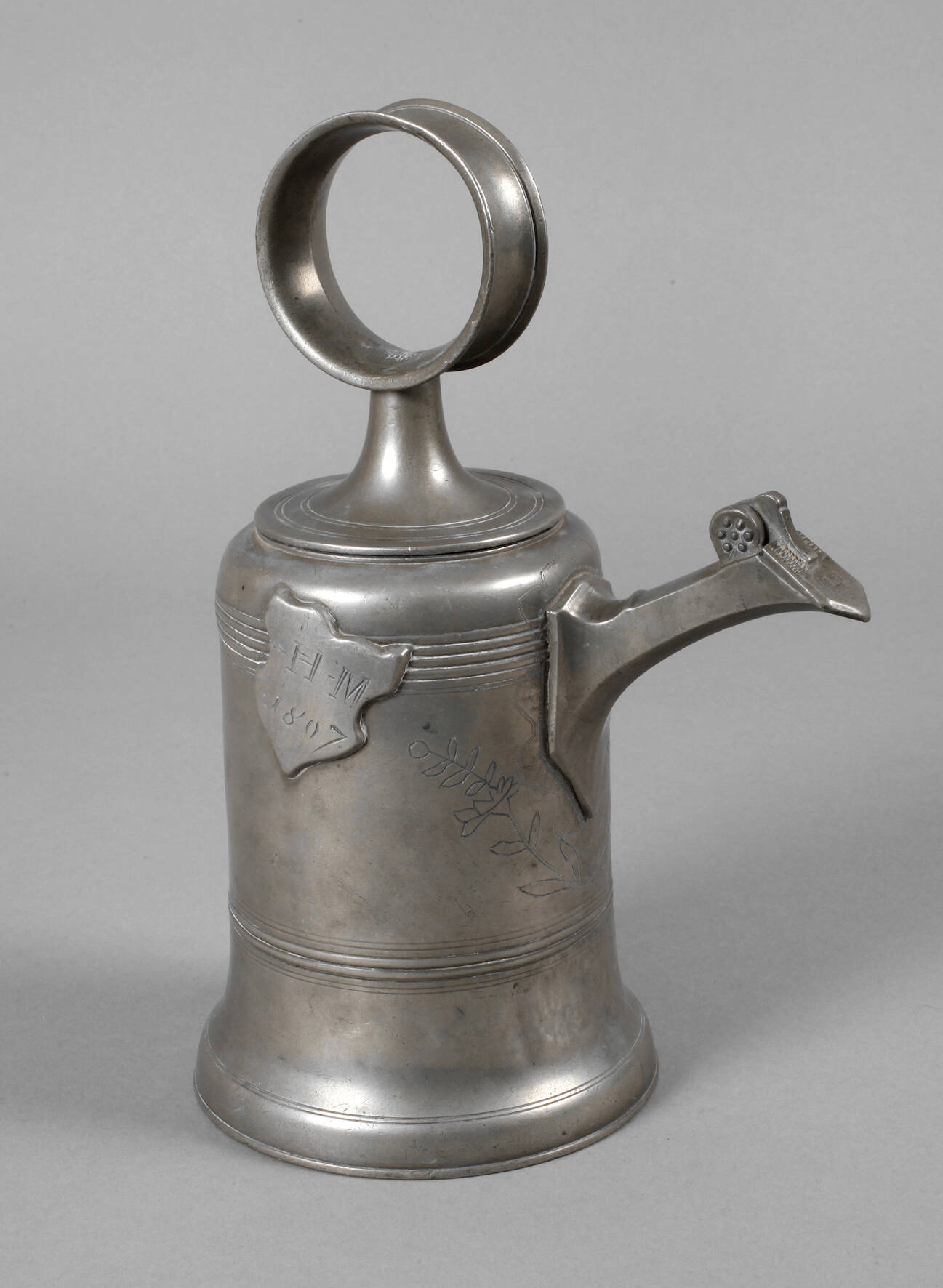 Glockenkanne Zinn Schweiz