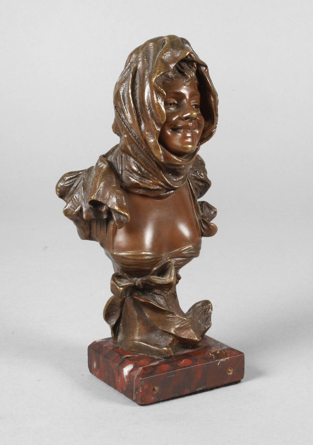 Georges van der Straeten, Mädchenbüste "April"