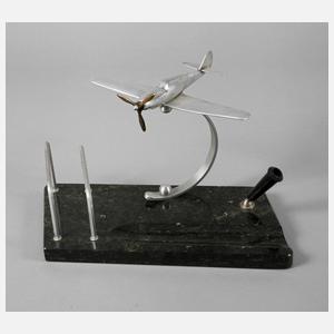 Figürliche Stiftablage