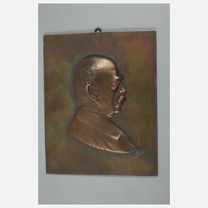 Fünf Bronzeplaketten