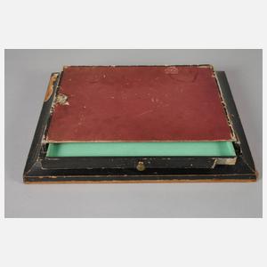 Petit Point-Stickerei