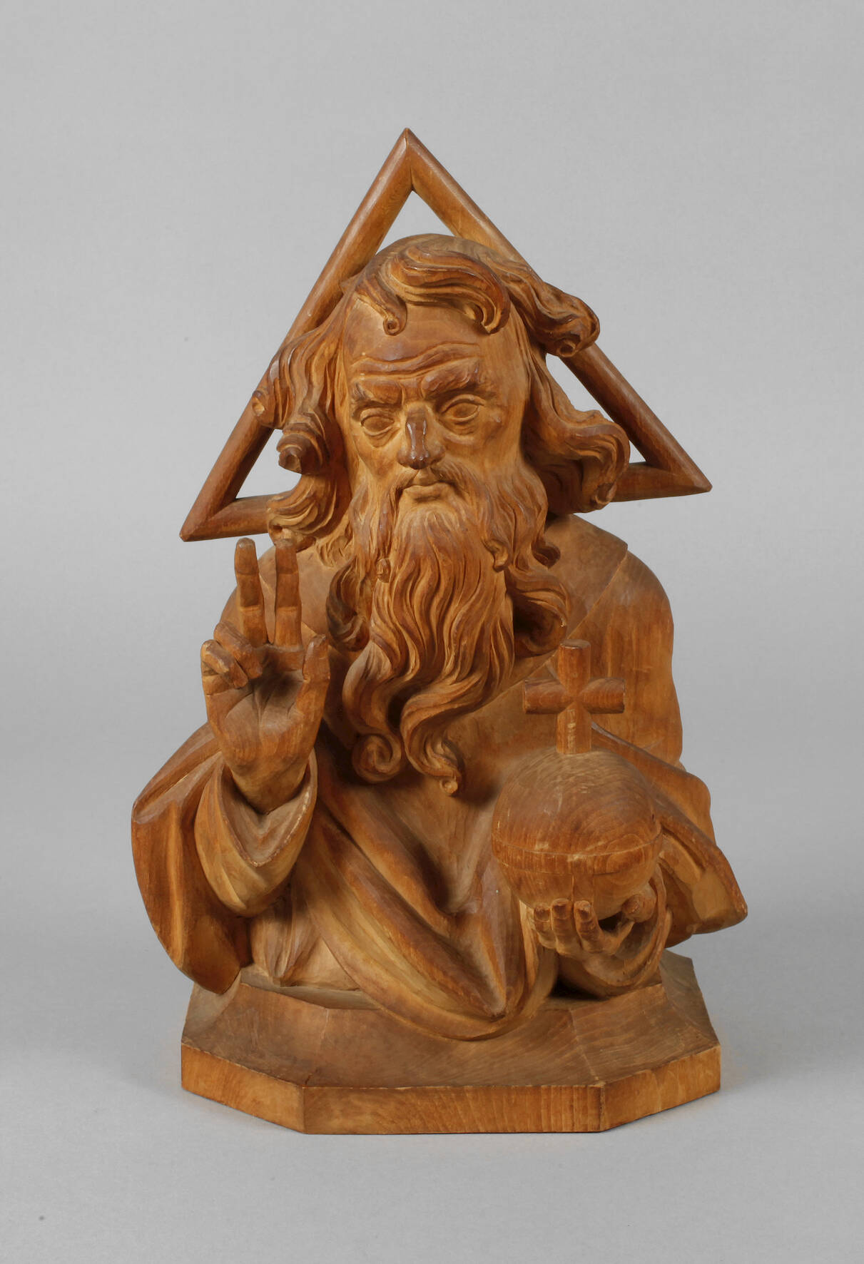 Geschnitzte Heiligendarstellung