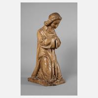 Figürliche Schnitzerei111