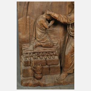 Große Reliefschnitzerei Opferung Isaaks