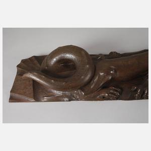 Figürliche Schnitzerei