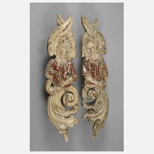 Paar figürliche Schnitzereien