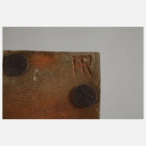 Drei figürliche Schnitzereien