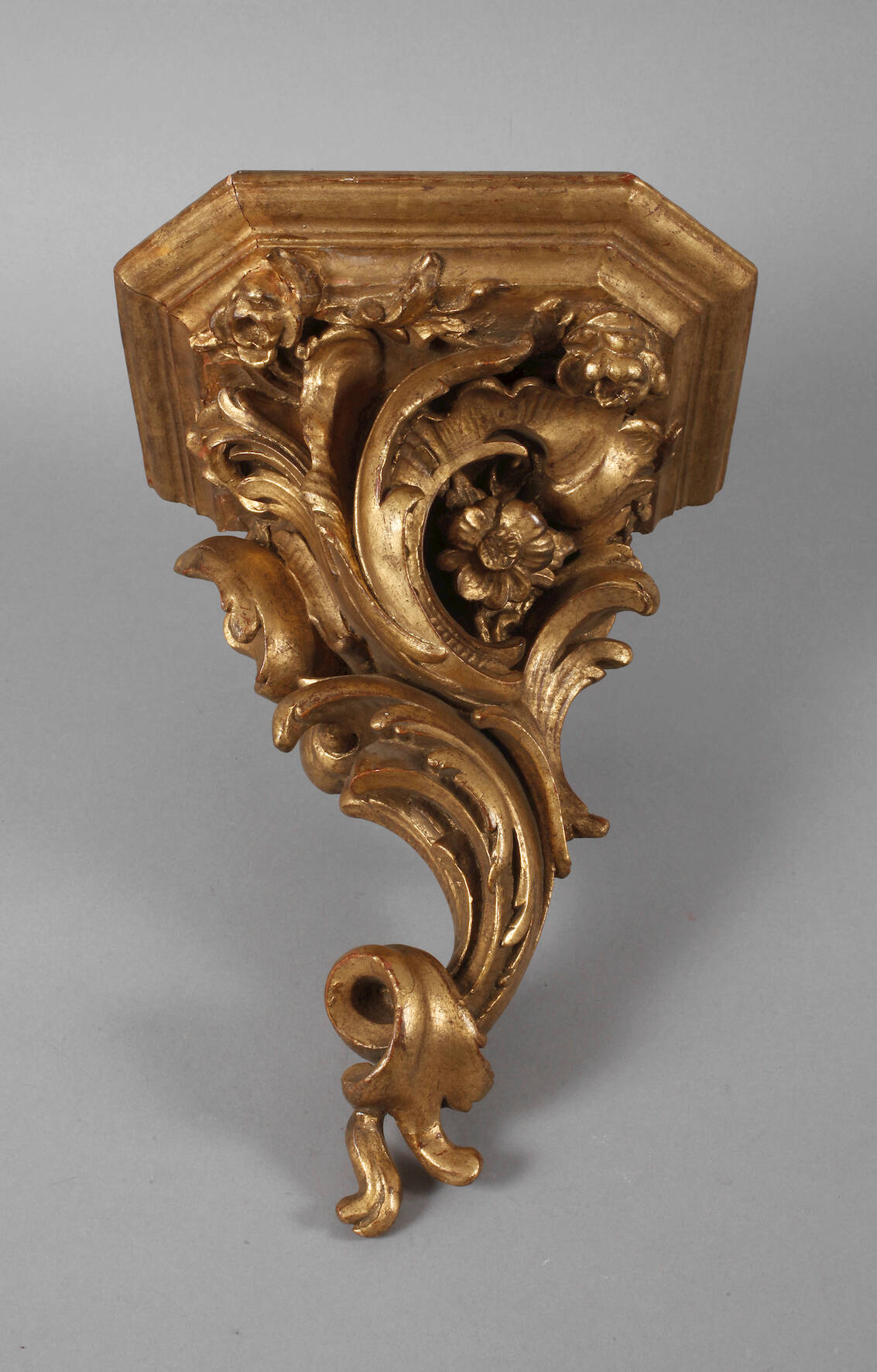 Wandkonsole Historismus