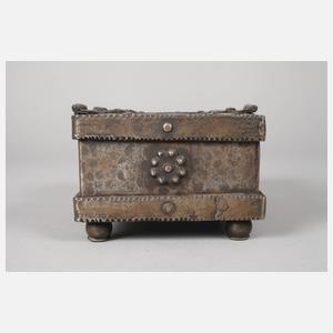 Schmiedeeiserne Kassette