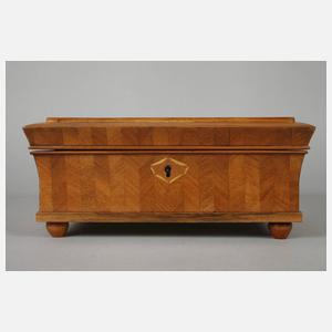 Intarsierte Schatulle