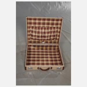 Vier historische Koffer