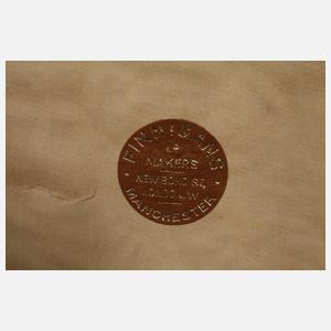 Vier historische Koffer