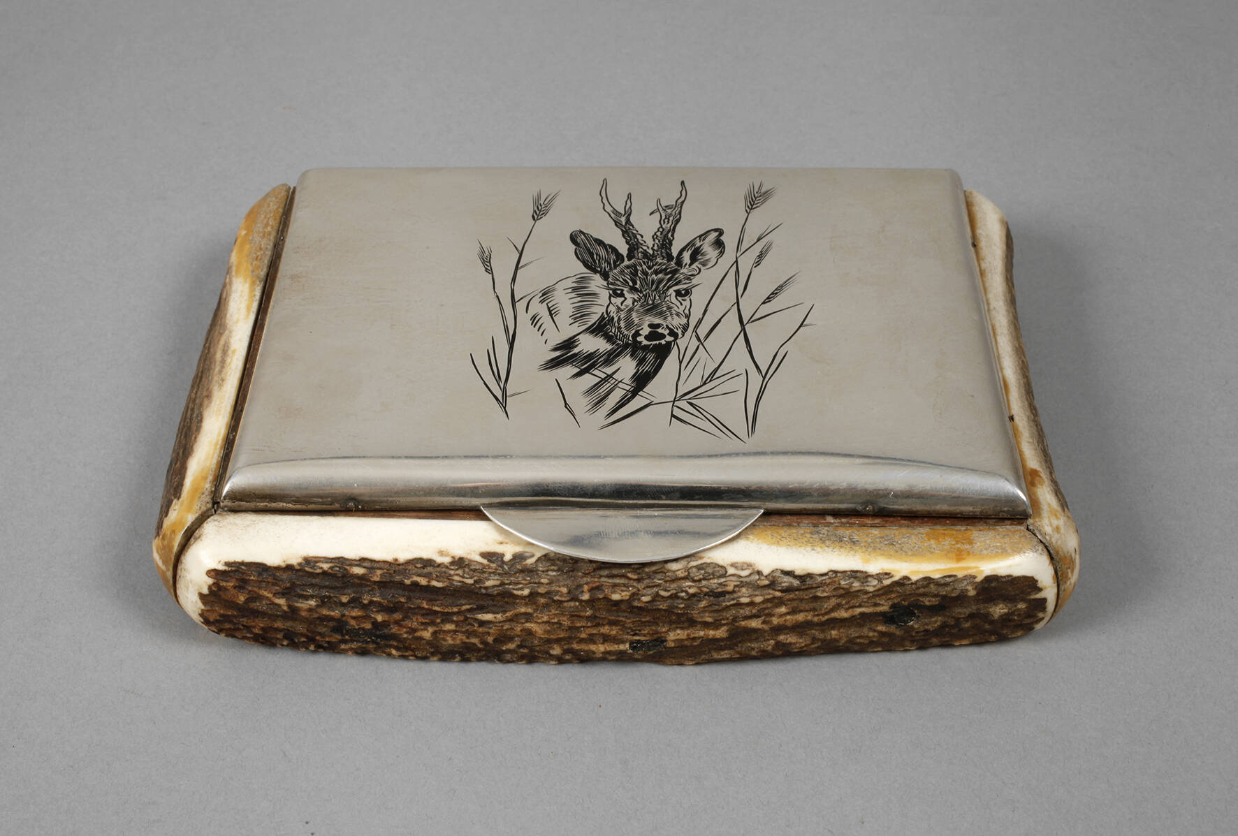 Jagdliches Zigarettenetui