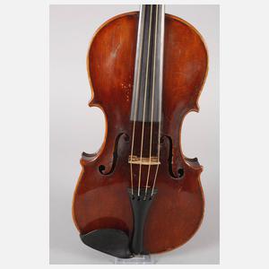 Violine mit Bogen