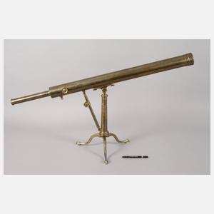 Großes Tischfernrohr