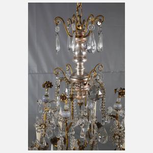 Großer Kronleuchter