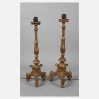 Paar geschnitzte Tischlampen111