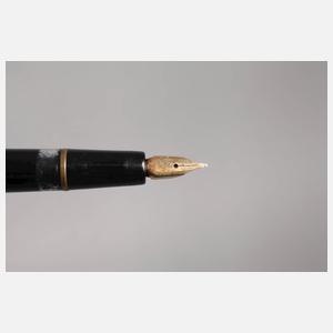 Vier Füllfederhalter Mont Blanc