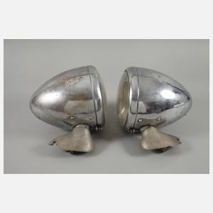 Paar Autoscheinwerfer