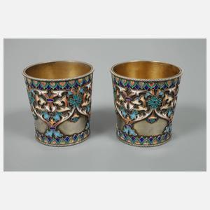 Zwei Wodkabecher Emaille