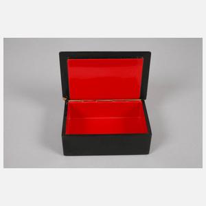 Drei Lackdosen Russland