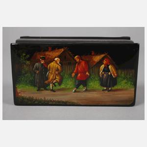 Drei Lackdosen Russland