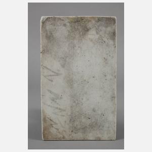 Porzellanplatte mit Handmalerei