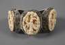Armband mit feiner Beinschnitzerei