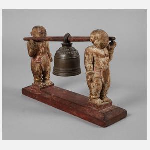 Figürliche Tischglocke