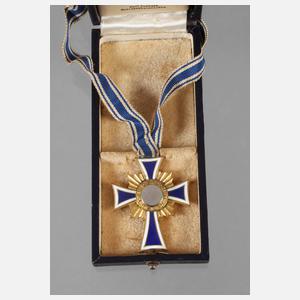 Mutterkreuz in Gold