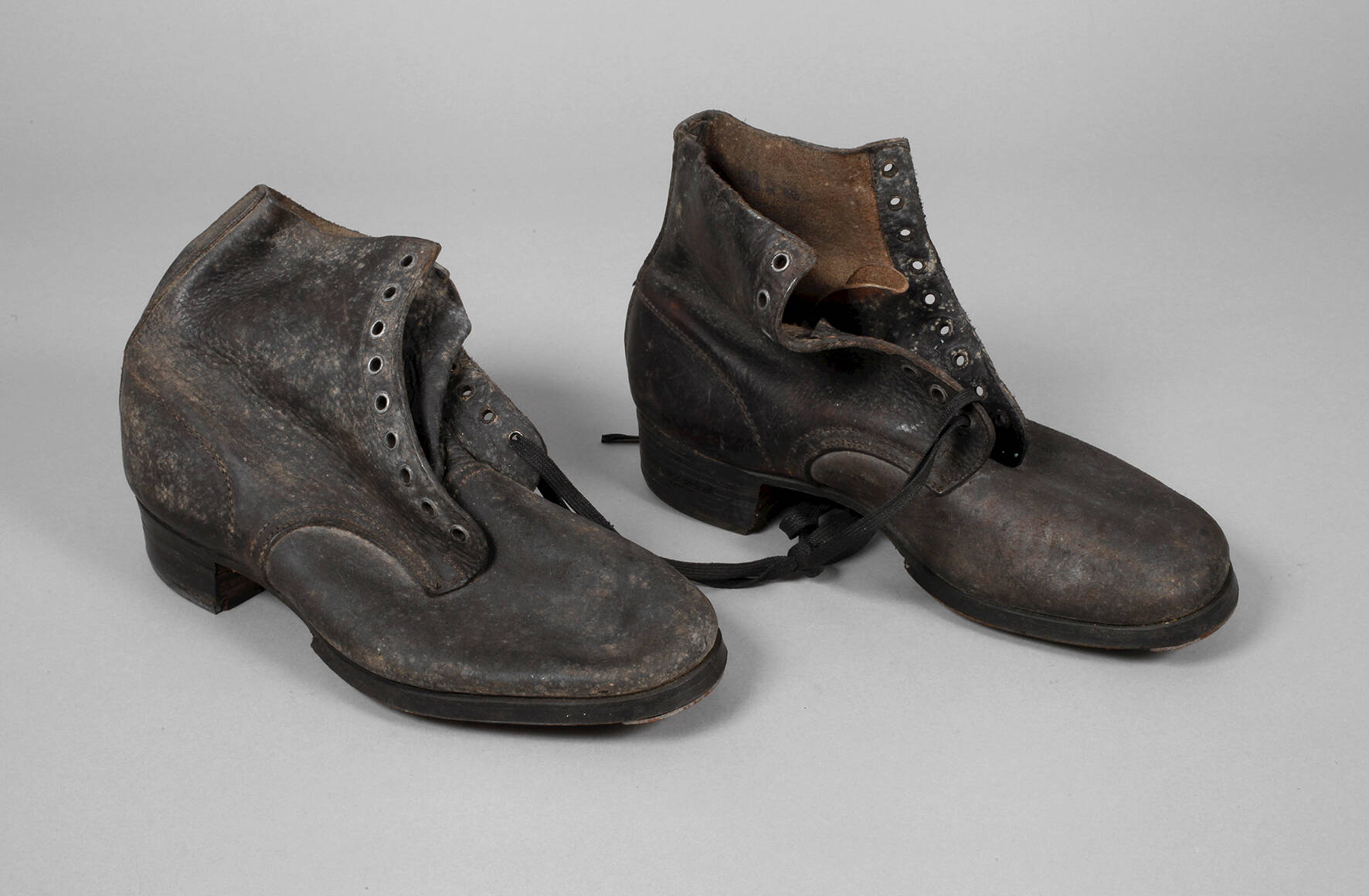 Ein Paar Halbschuhe Wehrmacht