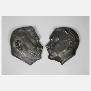 Zwei Wandmasken Meissen Teichert