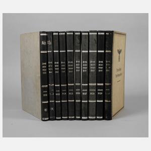 Zehn Bände Preußisches Besoldungsblatt