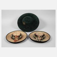 Drei Trachtenhüte111