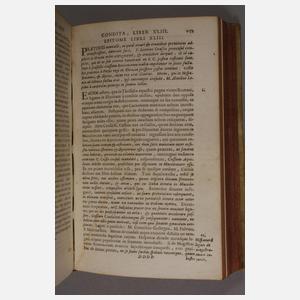 Zwei Bände Historicorum Romanorum