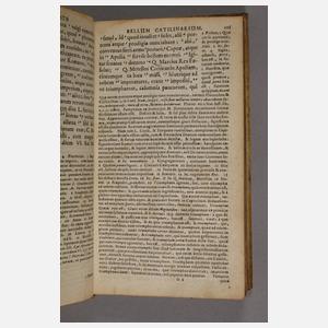 Fünf lateinische Bücher in drei Bänden