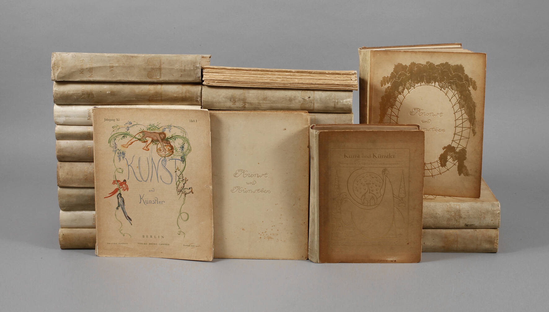 21 Bände Kunst und Künstler