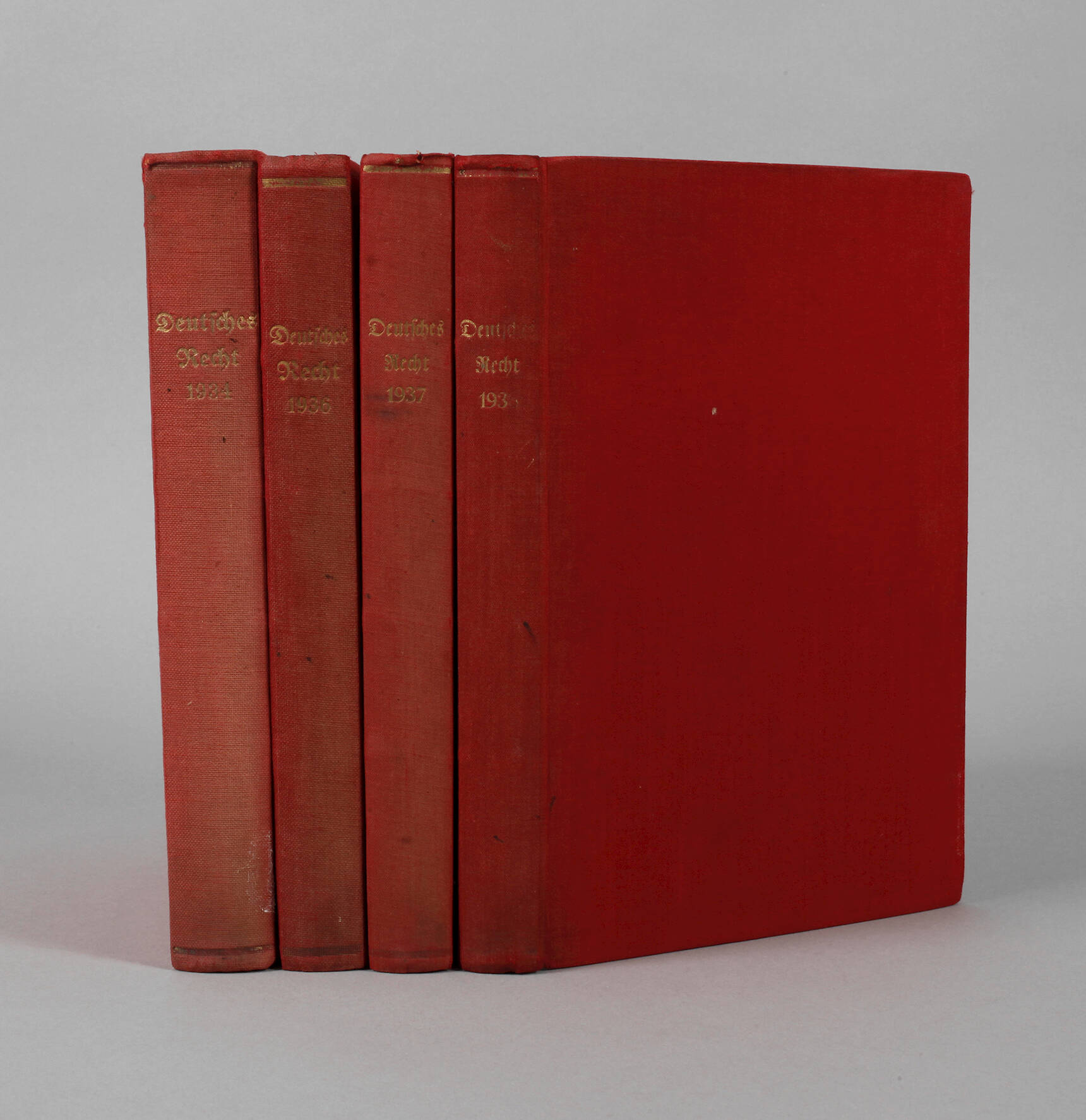 Vier Jahrgänge Zeitschrift Deutsches Recht